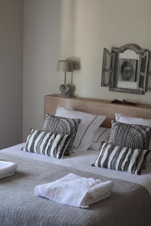 Bed and Breakfast Domaine De Fontbelle Graveson Exterior foto