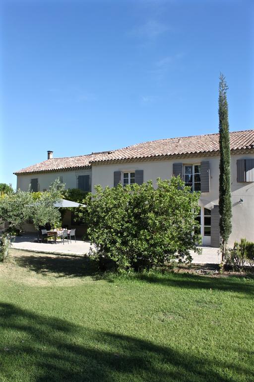 Bed and Breakfast Domaine De Fontbelle Graveson Exterior foto