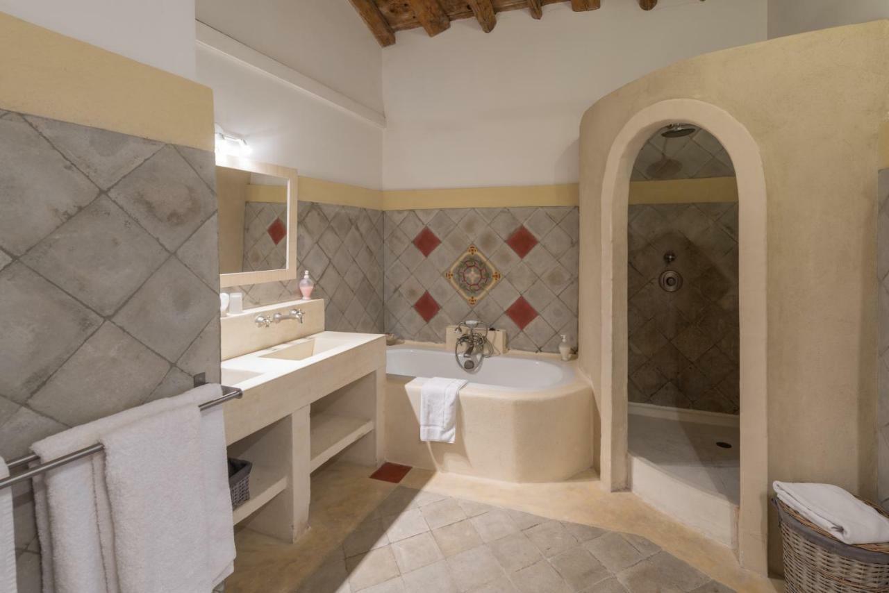 Bed and Breakfast Domaine De Fontbelle Graveson Exterior foto